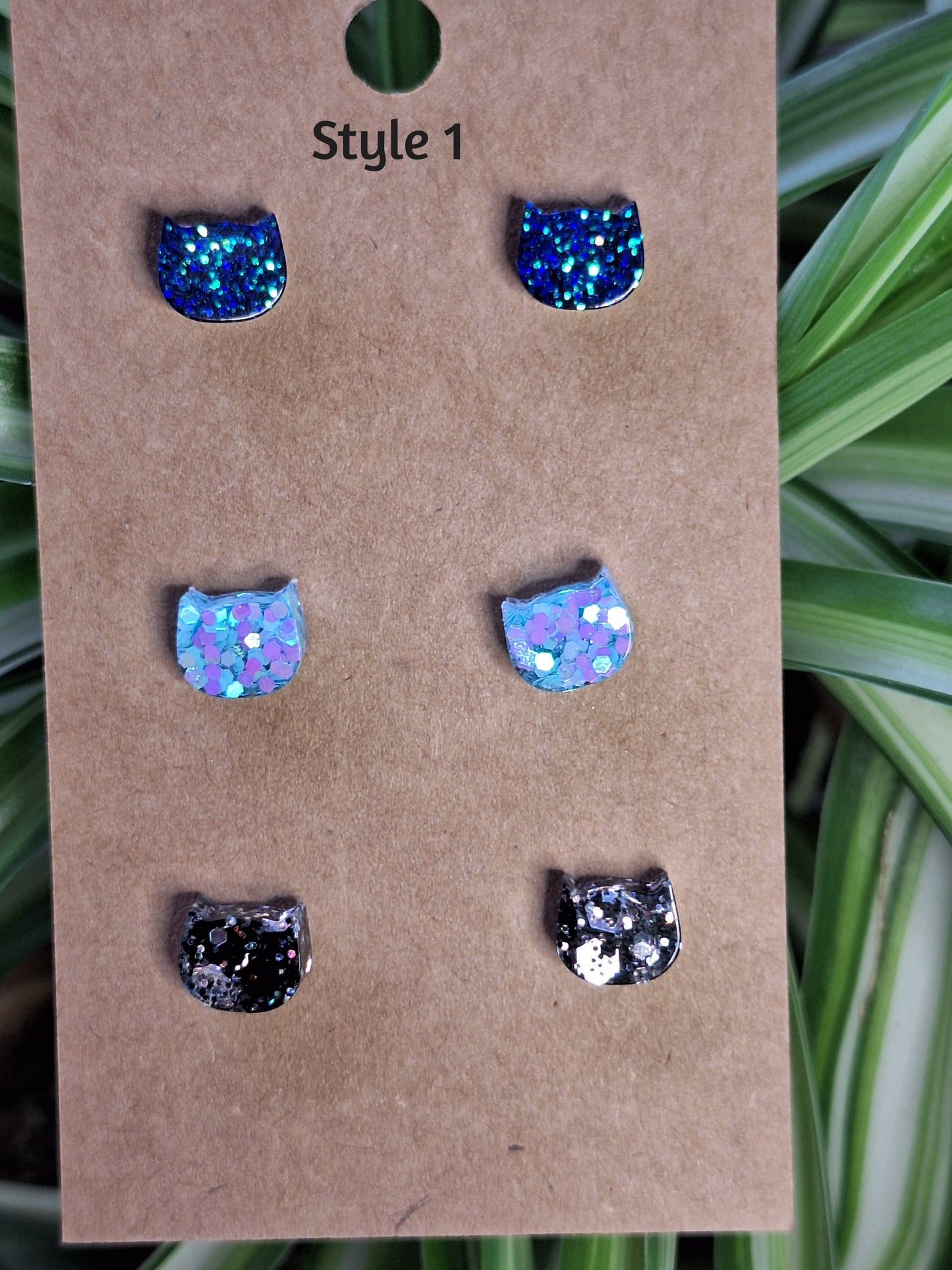 🐱 Cat Head Stud Trio