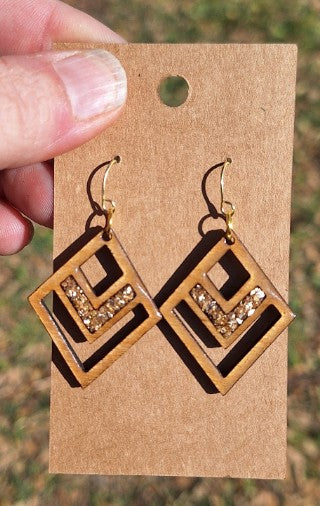 ✨ Golden Echo Earrings✨
